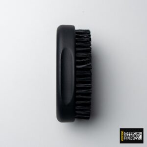 L3VEL3 Soft Palm Brush